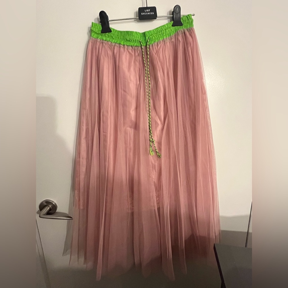 Pink chiffon skirt (tutu skirt style)